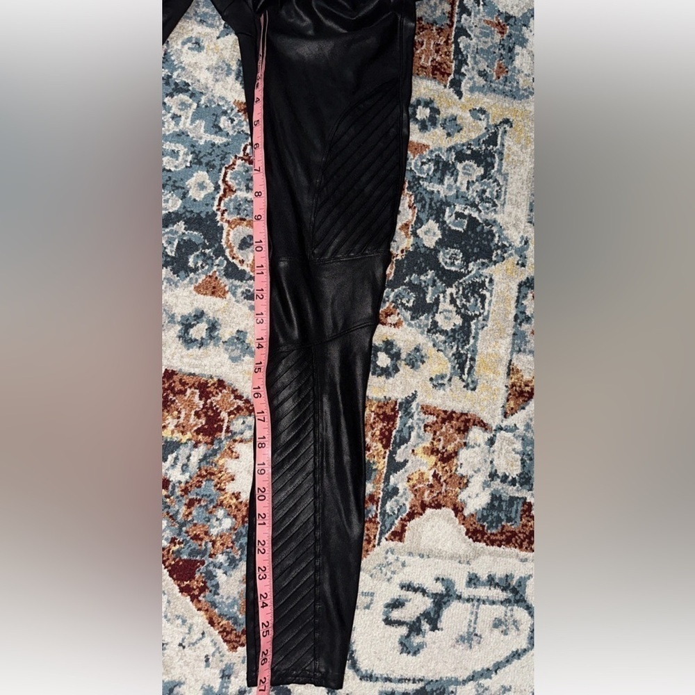 Spanx Leggings Womens Sz M Faux Leather Moto Black Pants Slimming Stretch Skinny - Picture 11 of 12